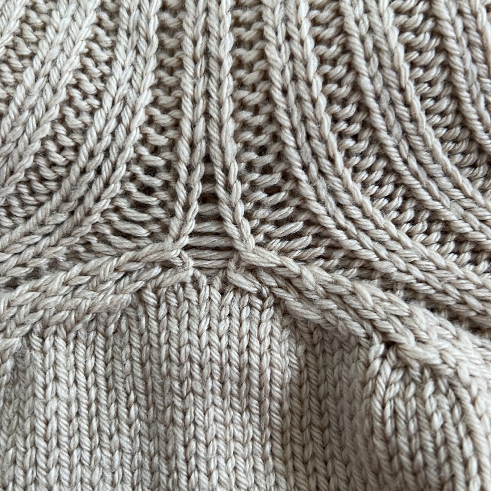 Twin•Set Italian soft Wool camel sweater/poncho - Picture 9 of 13